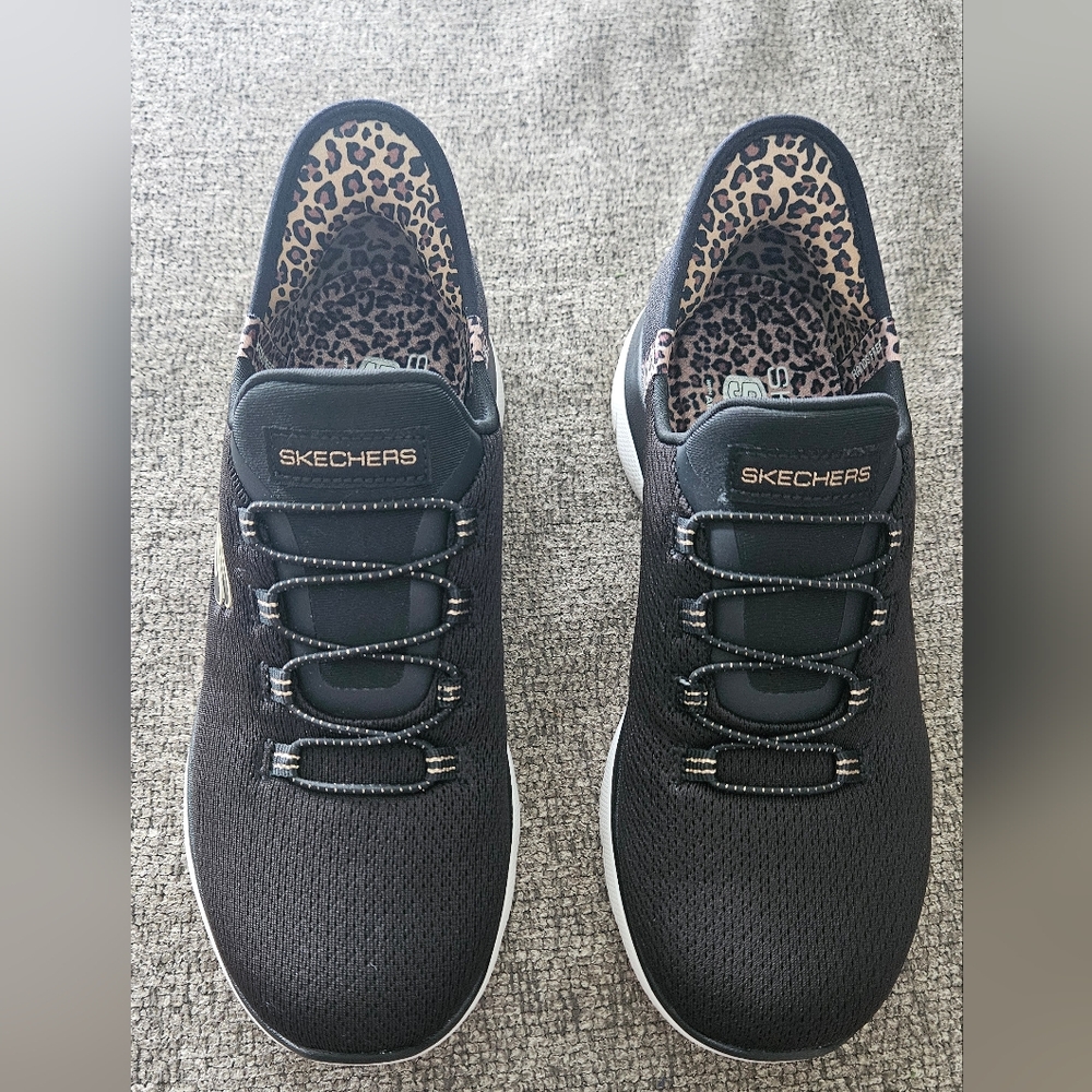 NEW: Skechers Women's Slip-ins Black Sneakers With Little Leopard Print Size 6